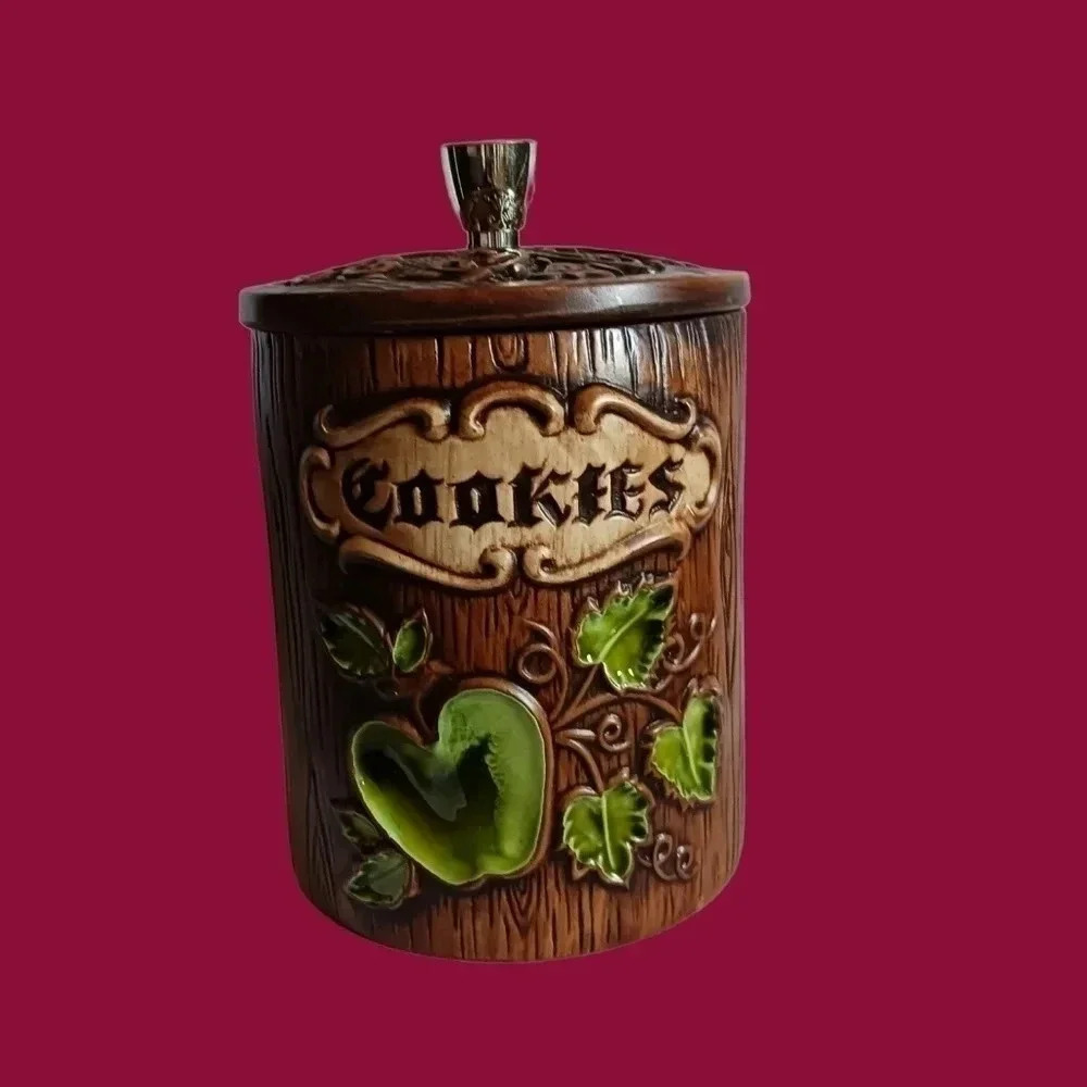 -Treasure craft cookie jar cylinder apples and leaves brown and green